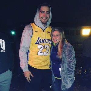 Meet your Posher, Elyse